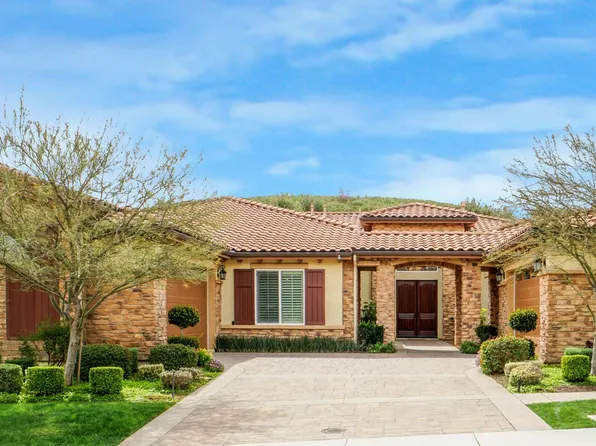 11262 Crenshaw St, Moorpark, CA 93021