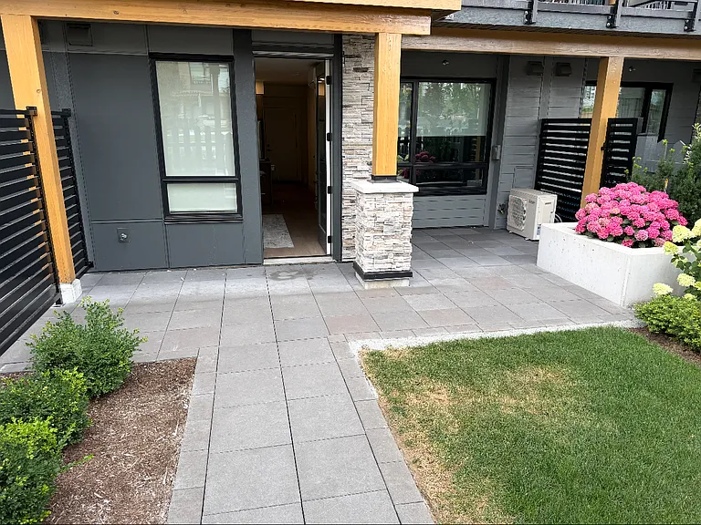 8230 208b St — Photo 2