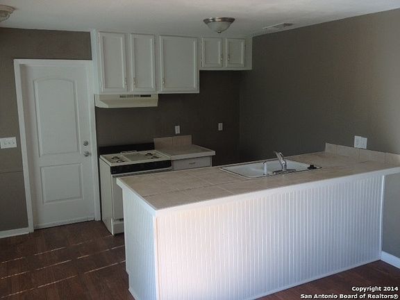 3rd image of 7218 Glen Cross Dr