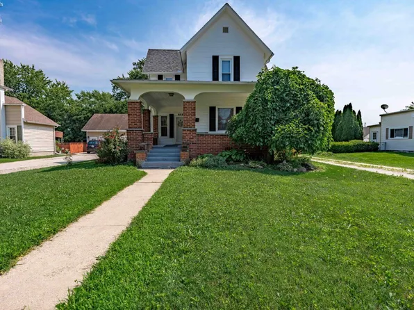 523 W Madison St, Gibsonburg, OH 43431