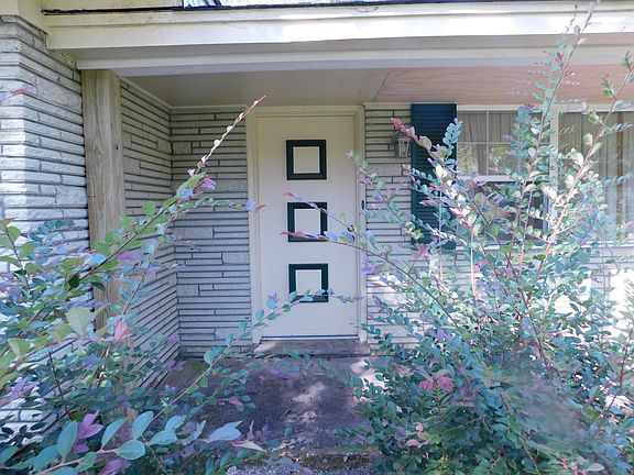 3rd image of 87 Salem Church Rd