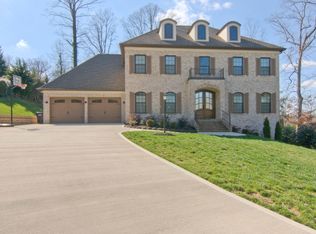 12324 Singing Hills Pt, Farragut, TN 37934