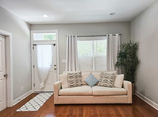 713 N Columbia St #ID1323319P, Chapel Hill, NC 27516