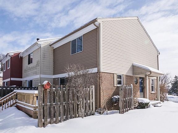 2nd image of 3574 Burbank Dr