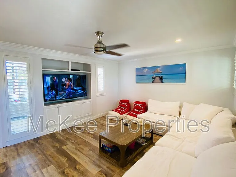 269 Palm Ave — Photo 6