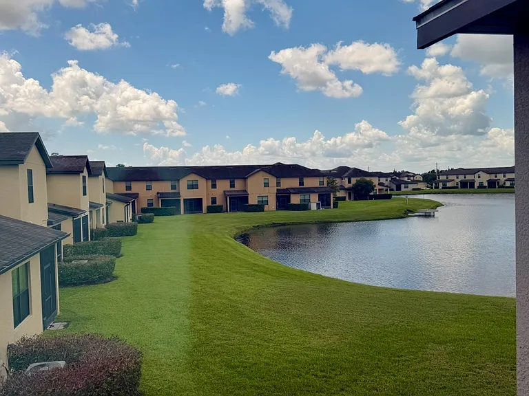 2259 Seven Oaks Dr — Photo 37