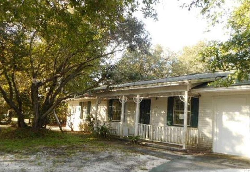 2nd image of 1443 Stanford Rd