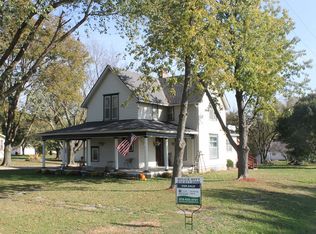 492 Hunt St, Osborn, MO 64474