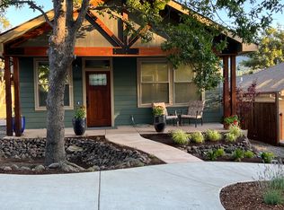 664 Nepenthe Rd, Ashland, OR 97520