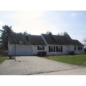 10 Pine Crest Dr photo 1