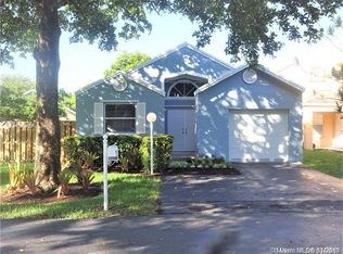 22320 SW 101st Ave, Cutler Bay, FL 33190