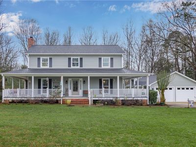 305 Farmdale Rd, Hodges, SC, 29653