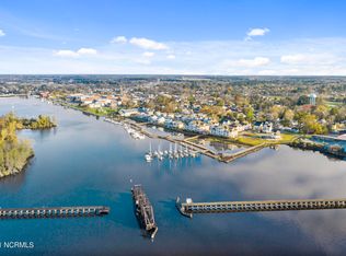 415 Moss Way, Washington, NC 27889