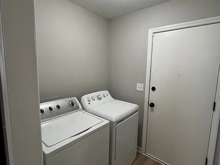 3836 Arrel Dr — Photo 28