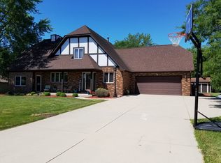 115 Eldorado Ct, Minooka, IL 60447