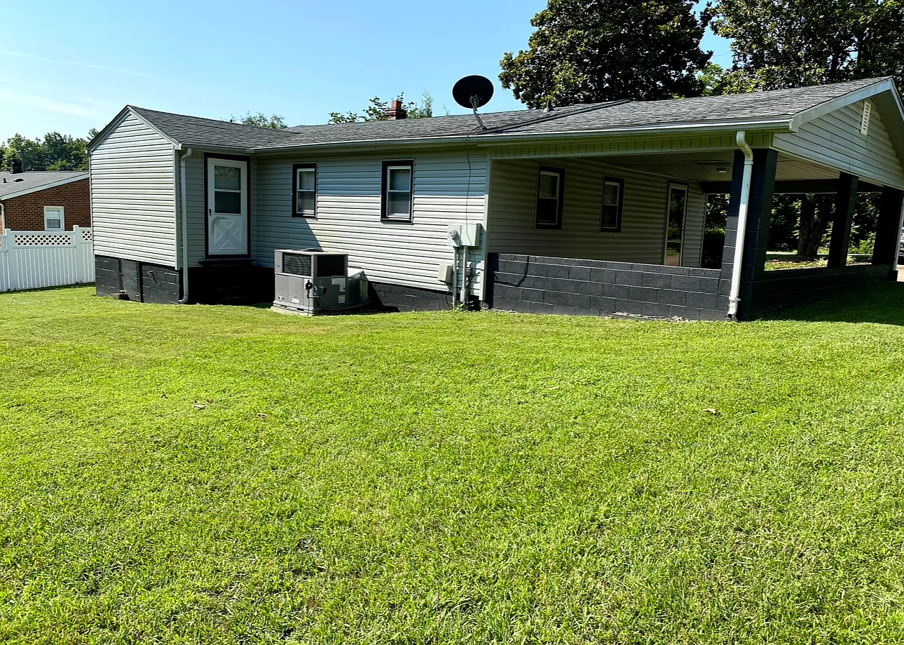 3 bed, 1092 sqft, $1,500 — Photo 3