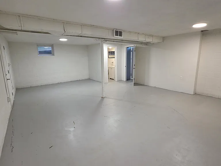 4915 Macon Rd — Photo 16