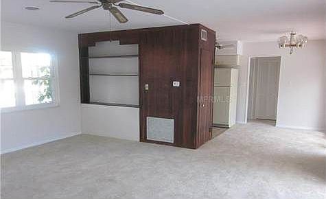 2nd image of 613 E Davis Blvd