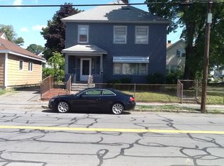 Lawrence St, Methuen, MA 01844