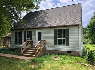 5342 Chestnut Fork Rd, Gloucester, VA 23061