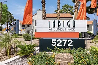 Indigo on Sunset — Photo 18