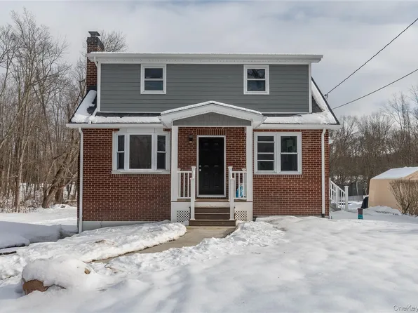 134 Old Quaker Lane, Hyde Park, NY 12538