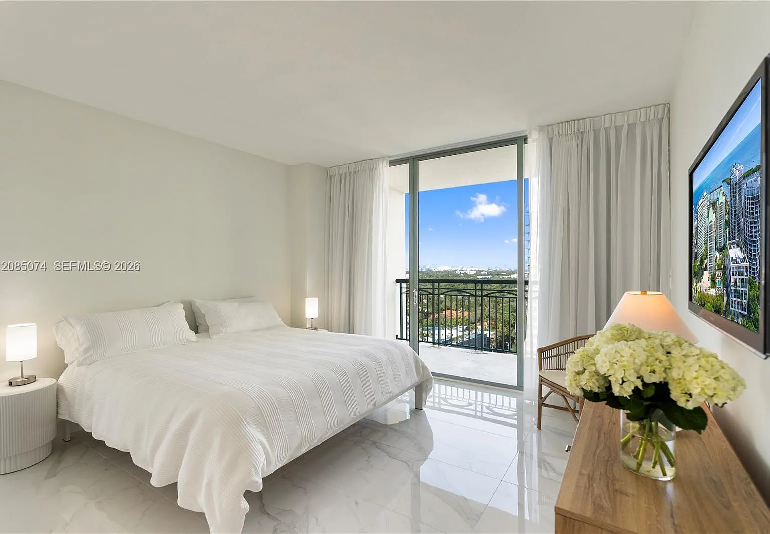 The Ritz Residences — Photo 4