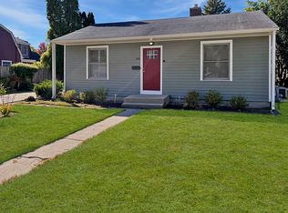 1415 S 3rd St, St Charles, IL 60174