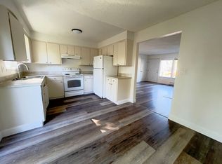 1338 3rd St NW APT 1, Salem, OR 97304