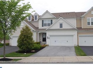 271 N Caldwell Cir, Downingtown, PA 19335