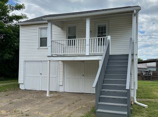 102 S 2nd Ave, Paden City, WV 26159