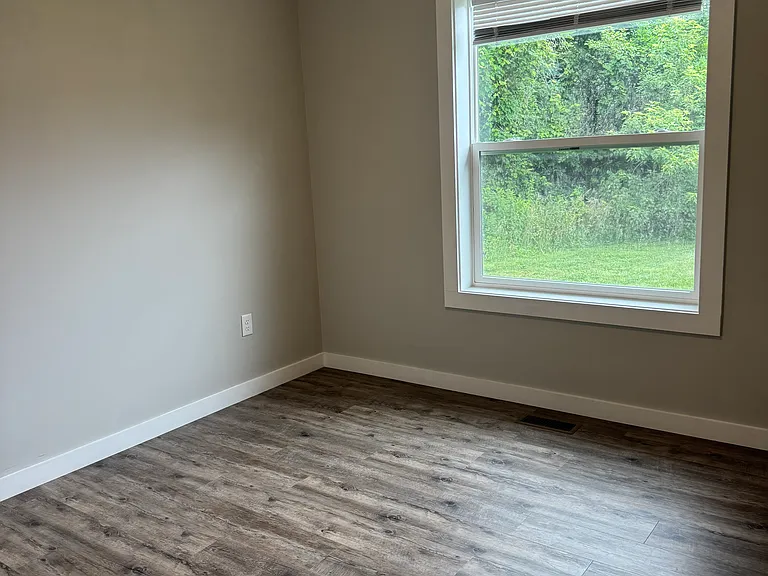 198 Morgan Rd — Photo 11