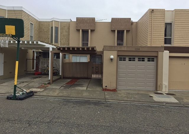 1st image of 120 Oxford Ln
