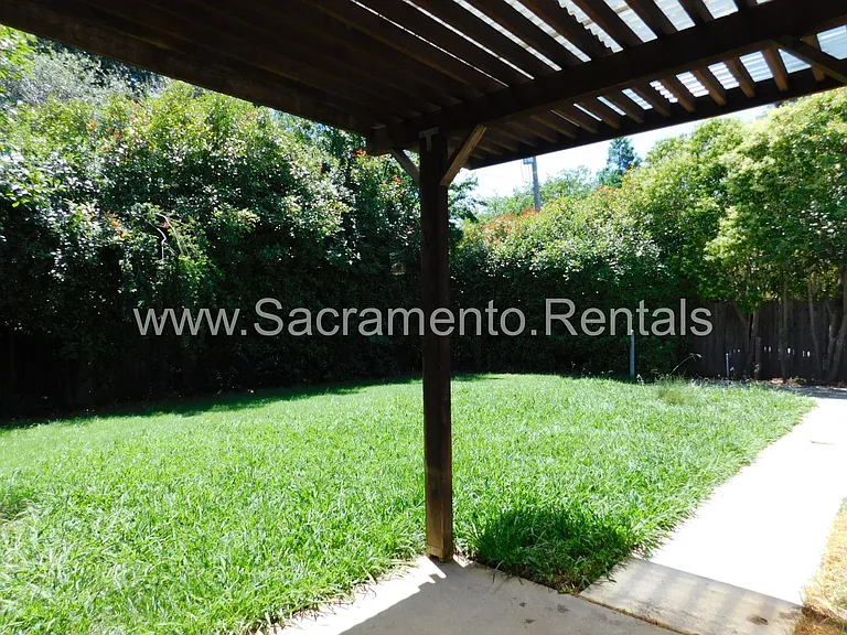7452 Santa Susana Way — Photo 21