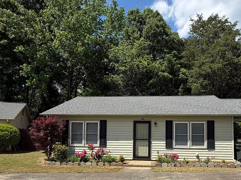 565 Cedarvilla Dr — Photo 1