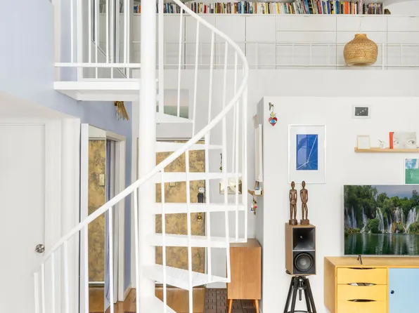 309 East 108th Street image 6 of 11