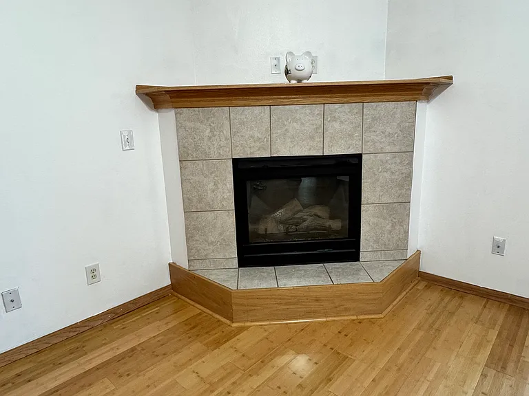 2855 Coral Ct #204 — Photo 8