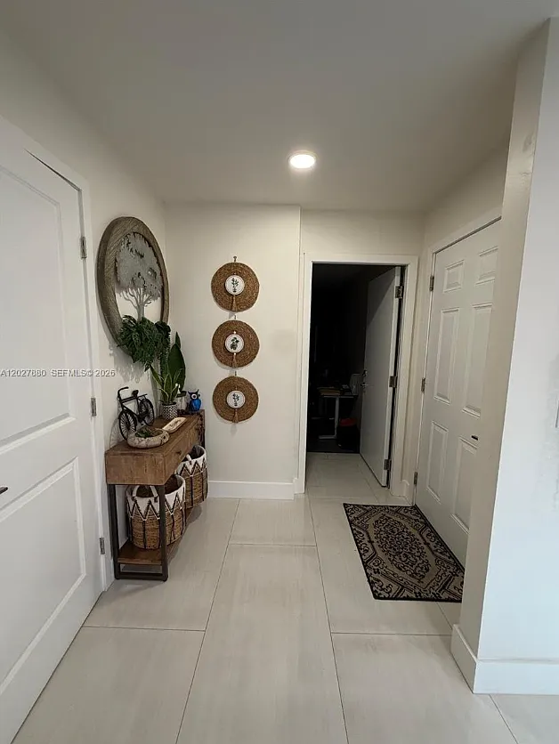 3 bed, 2.5 bath, 1451 sqft, $3,400 — Photo 4