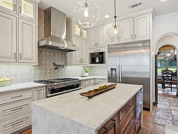 5th image of 129 Trinity Bluffs Rd