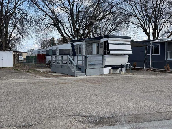 250-3 Surrey Ln, Ontario, OR 97914