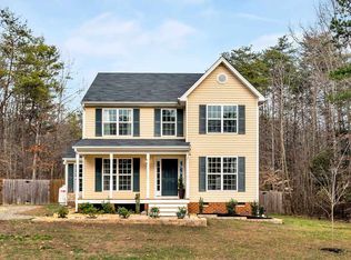 327 Roni Ln, Louisa, VA 23093