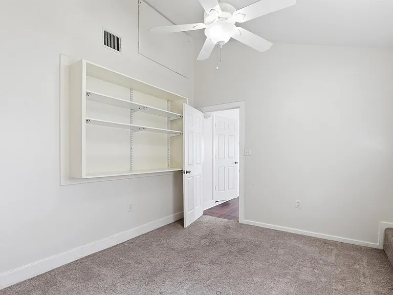 128 Skyview Ter — Photo 18