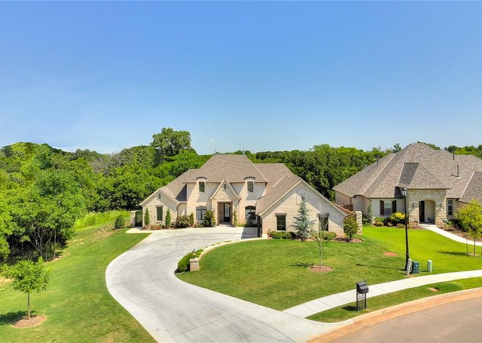 1st image of 3425 Hidden Leaf Dr