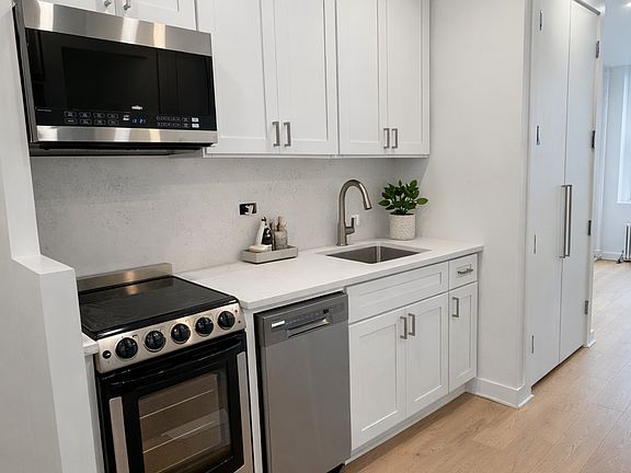 4th image of 51 W 8th St APT 8