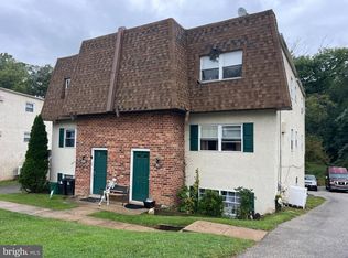 135 Meadowbrook Ln, Brookhaven, PA 19015