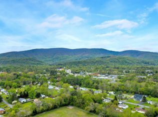 521 Crimson St, Crozet, VA 22932
