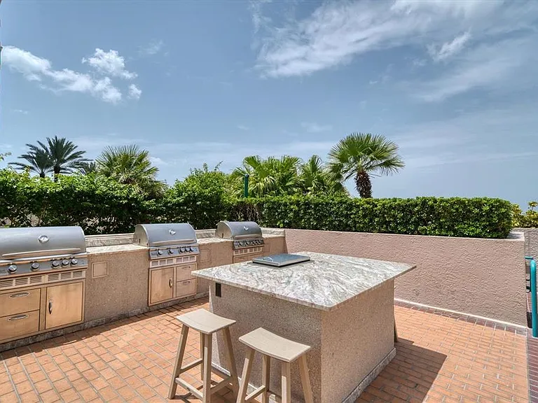 1560 Gulf Blvd #304 — Photo 34