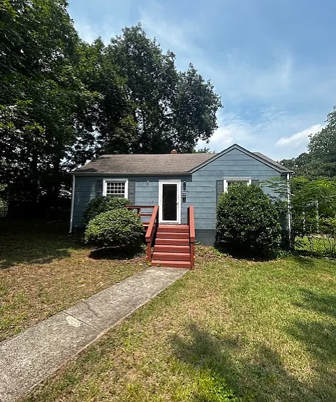 1600 Fort Hill Dr — Photo 1