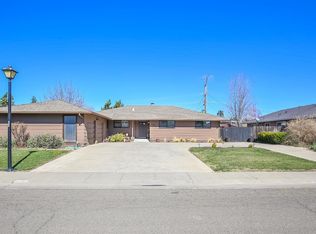 870 Sunset Dr, Dixon, CA 95620