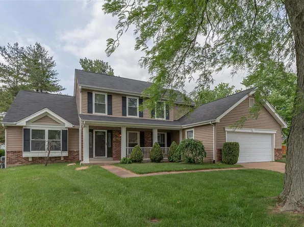 1306 Alydar Ct, Florissant, MO 63034
